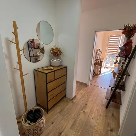 V Meste Apartment *