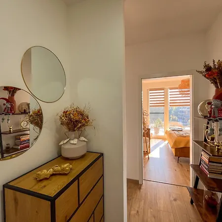 V Meste Apartment